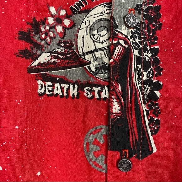 Star Wars Imperial Dark Side Red Hawaiian Shirt Small S Fandom Deathstar Vader - Picture 7 of 13